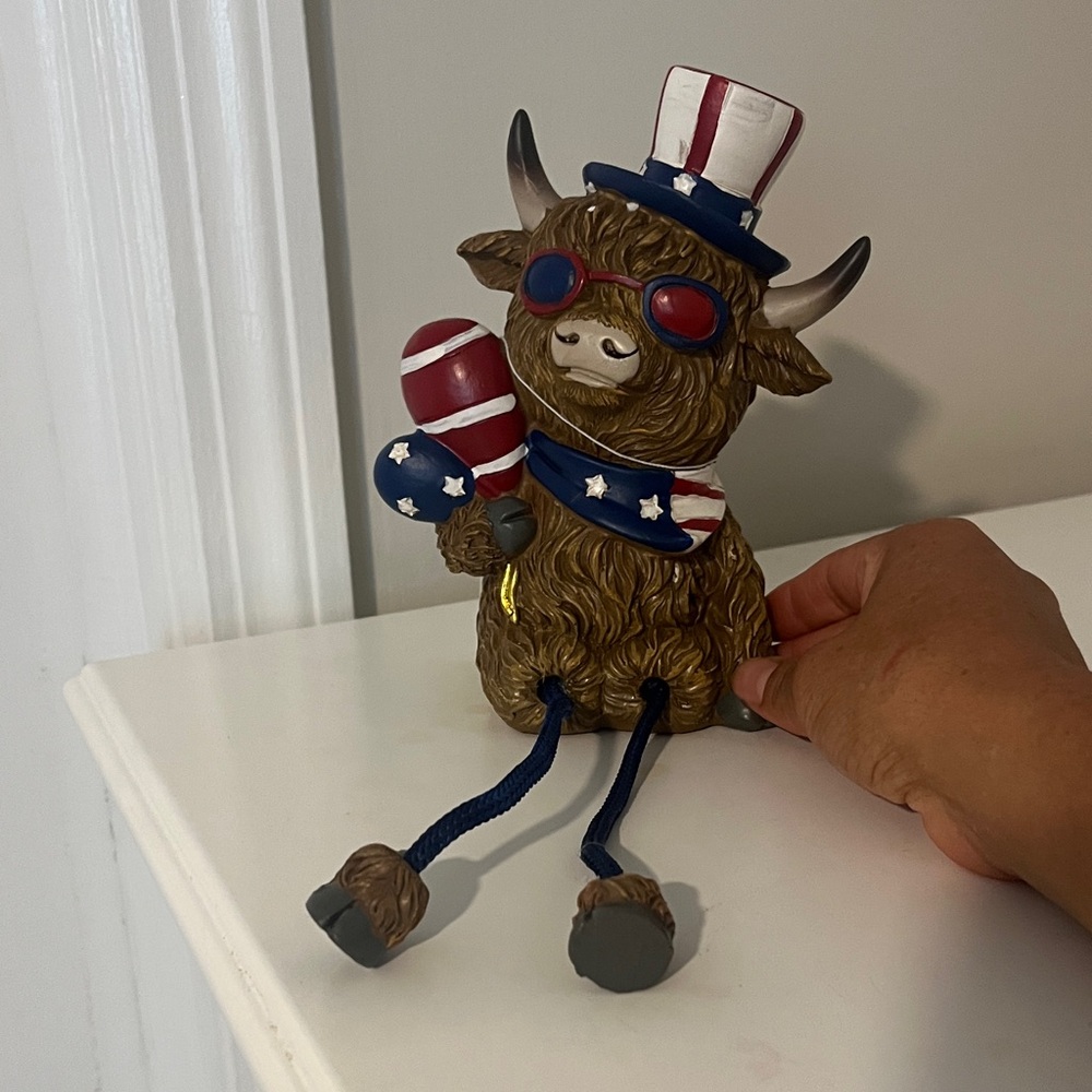 Patriotic Highland Cow Figurine